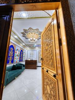 RAY Boutique Hotel withTerrace - 0