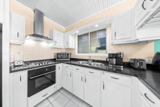 Bubali Breeze Stunning Private Villa with pool - 1