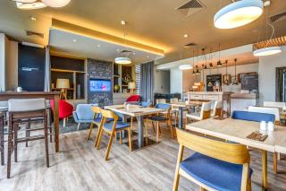 Holiday Inn Prague Airport by IHG - 6