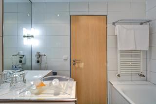 Holiday Inn Prague Airport by IHG - 3