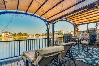 Bayfront St Petersburg Home w/ Hot Tub & Dock! - 9