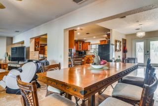 Bayfront St Petersburg Home w/ Hot Tub & Dock! - 2