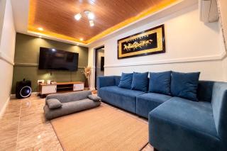 3BR with Movie Stay in Vista Mall Malolos by Casa Bella de Provence - 2