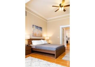 Exquisite 3 Bdrm 2 Bath near Eden Park - 1