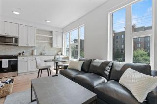 Outstanding Amenities-New Complex- Downtown Luxury - 1