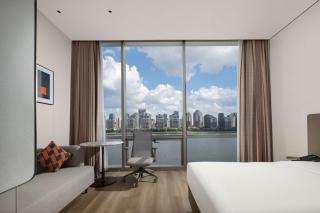 Holiday Inn Express Shanghai North Bund Riverside by IHG - 5