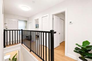 Modern 5Bdrm House, Near Airport Skytrain and Shops - 3