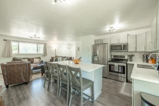 House near Snowbird, Alta - Hot Tub, Games - 7