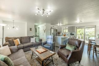 House near Snowbird, Alta - Hot Tub, Games - 3