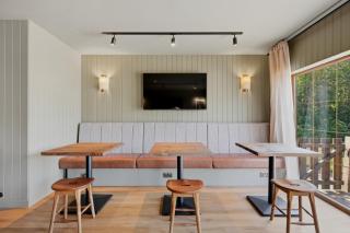 Loch View, Hot Tub, Near Loch Lomond, Pet-friendly - 6