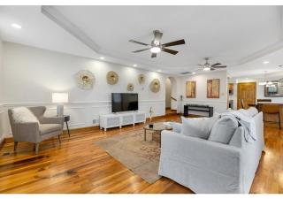 Modern Historic 3 bdrm 2 bath - 2
