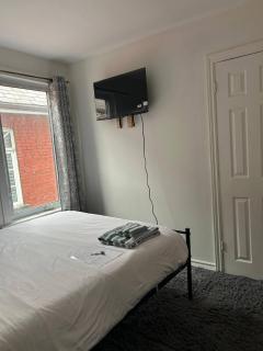 Comfortable Cozy Private Room in a Shared House - 9