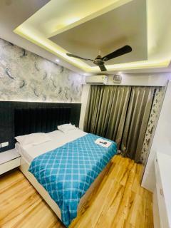 The cozy stay and studios - 6