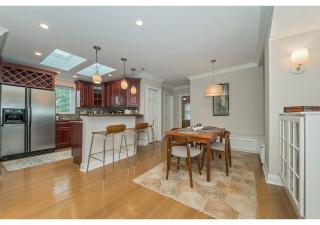 Retro Modern 2 Bdrm 2 Bath Condo near to Eden Park - 9