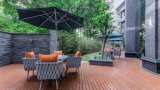 Holiday Inn Chongqing Guanyinqiao by IHG - 9