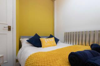 Lowestoft One Bed Apartment, Close to Beach -Ideal for Weekend Getaways and Business Travellers- with Free Parking! - 9
