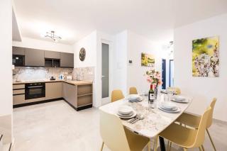 Modern 3-Bed Maisonette&Backyard in St Pauls Bay - 9