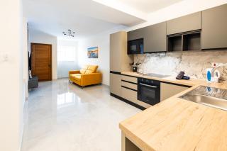 Modern 3-Bed Maisonette&Backyard in St Pauls Bay - 0