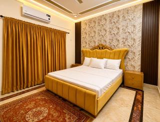 Centaurus premium Apartments Islamabad - 1