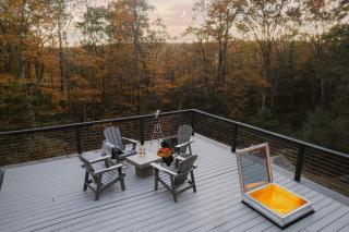 Secluded Catskills Treehouse Hot Tub Roof Deck - 7