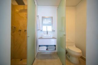 Sea View Apartment Suite with Pool, 3 min to the Airport - 7