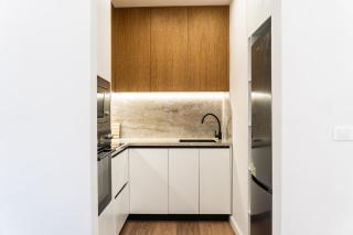 Stylish 1BR Apartment with Balcony & Self Check-in - 8