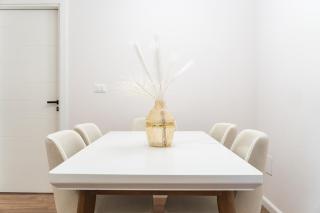 Stylish 1BR Apartment with Balcony & Self Check-in - 6