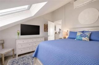 Beautiful 2 bedroom home in Newport Rhode Island - 5