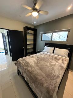 Tropical Apartments - 8