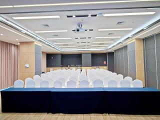 Holiday Inn Express Hangzhou Jiuzhou by IHG - 7