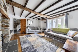 Mews Cottage - 8