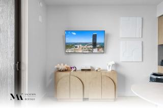 501 First 2BR near World Center & Bayfront Park - 4