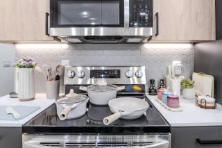 New Fremont Designer 3BR TH with Rooftop View - 1