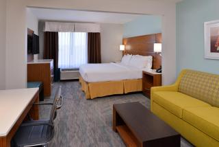 Holiday Inn Express & Suites Austin North Central by IHG - 8