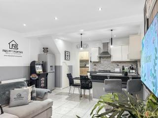 Mid-Valley Maerdy Multi-Base w Xbox & Arcade - 6