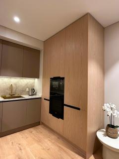 Sea Breeze Marina Village Sea View Apartment - 8