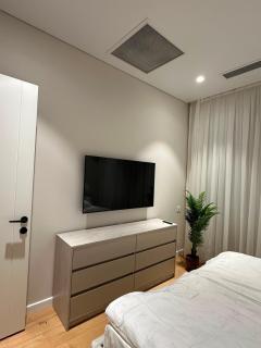 Sea Breeze Marina Village Sea View Apartment - 3