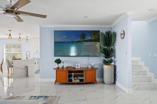 4BR Waterfront • Billiards • Hernando Beach • Gulf - 1