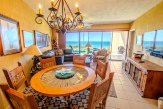 Sonoran Spa W102 Ground Floor 2BR2ba - 2