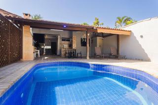 Casa com Piscina e Churrasqueira em Búzios | E 02 - 0