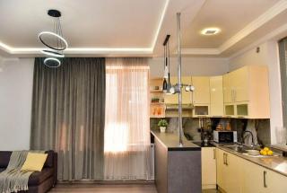 Goris Modern Comfort Home - 8