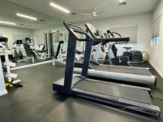 Crescent Point Condo #9 - 3BR 7 Mile Beach Condo - 6