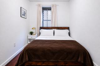 2 Bedroom Stylish Unit - 4