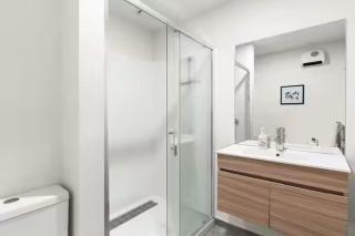 Stylish 3BR Ensuite, CBD, Car Park, Stadium Nearby - 8