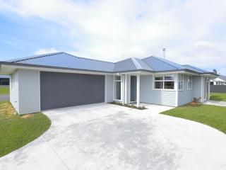 Fiordland Getaway - Te Anau Holiday Home - 9