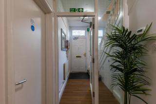 Selwyn Triple Room with Private Bathroom 20 mins to City Centre - 3