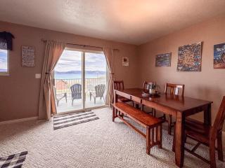 Lakeview Condo 871 3 - 2