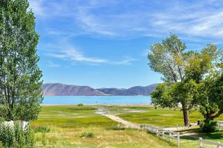 Spacious Family Home w/ Kayak + Deck on Bear Lake! - 9