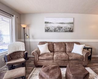 Beautiful Inn Building Updated Condo 211 - 8