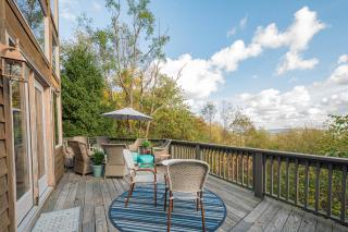 The Quarterdeck - 6